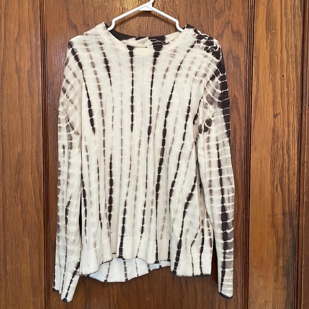 LULULEMON Tie Dye Knit (Size 10)
